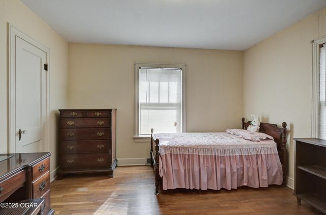 1610 S Joplin Avenue, Joplin, MO 64804