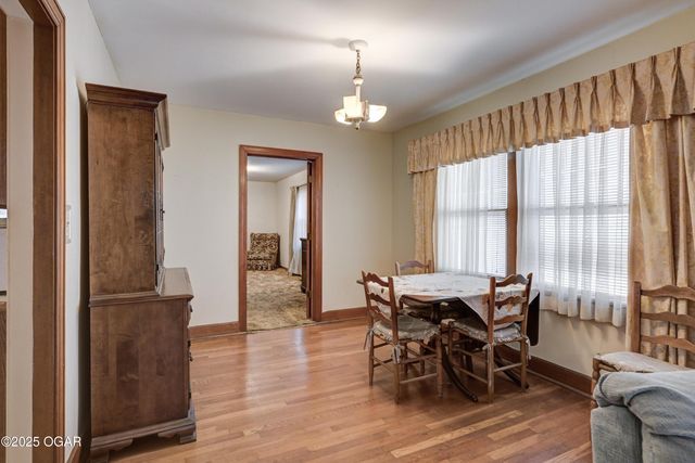 1610 S Joplin Avenue, Joplin, MO 64804