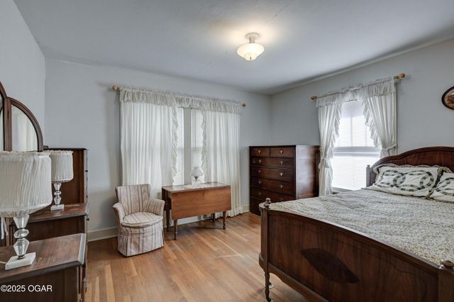 1610 S Joplin Avenue, Joplin, MO 64804