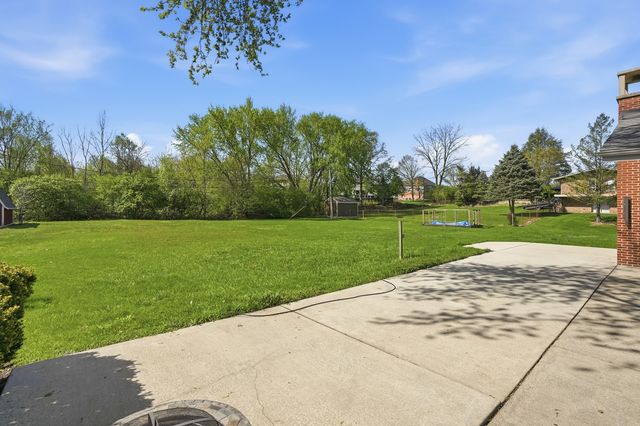 13 Wild Cherry Lane, Palos Park, IL 60464
