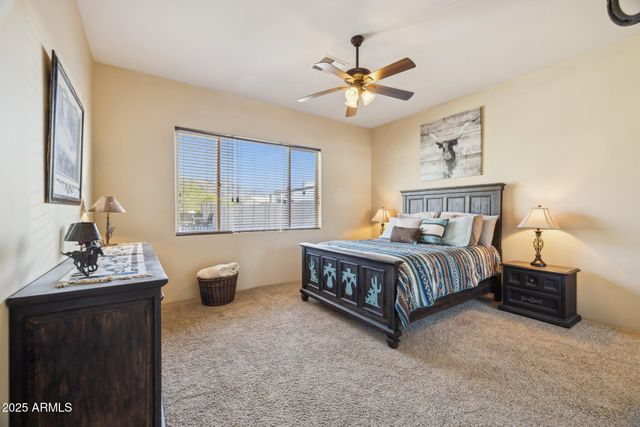 103 S SIXSHOOTER Road S, Apache Junction, AZ 85119