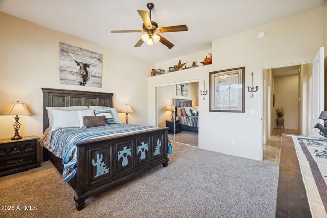 103 S SIXSHOOTER Road S, Apache Junction, AZ 85119