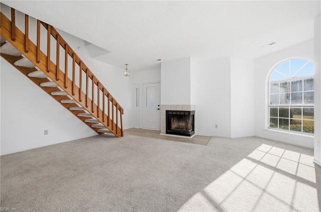 3633 Essex Pond Quay, Virginia Beach, VA 23462