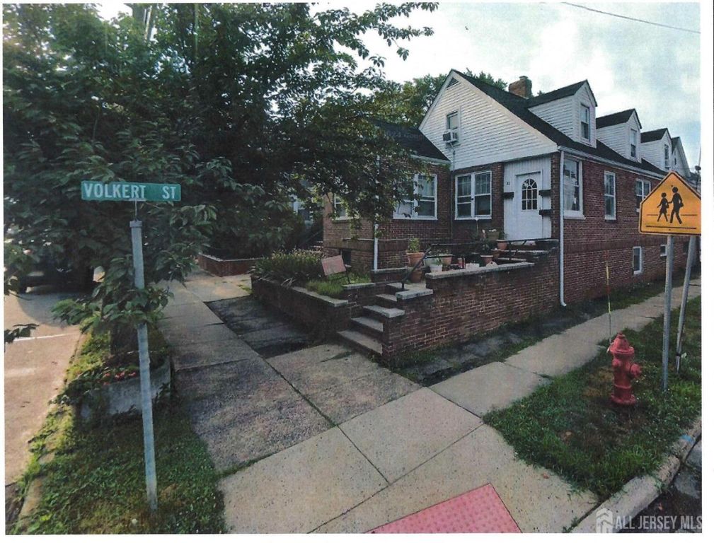 82 Woodbridge Avenue, Highland Park, AE 09904