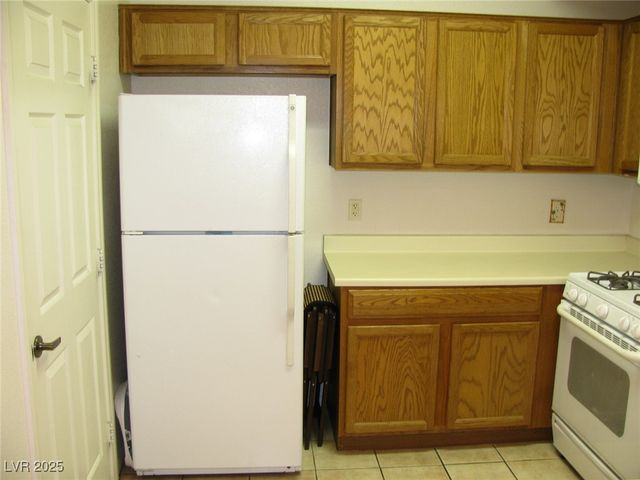 5855 Valley Drive 2093, North Las Vegas, NV 89031