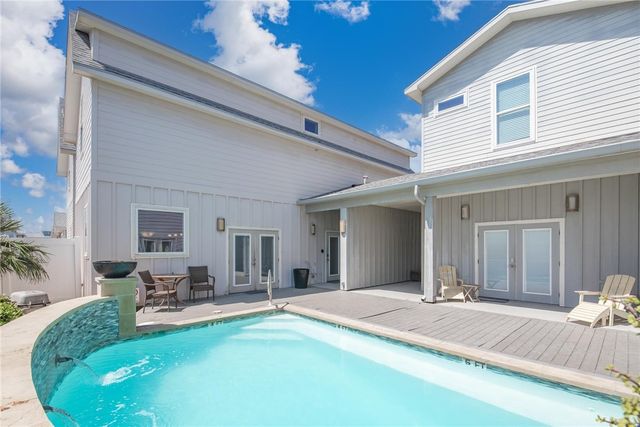 2821 S 11th St 104, Port Aransas, TX 78373