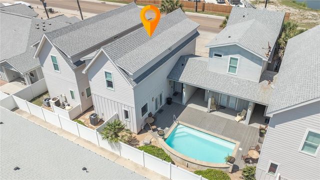 2821 S 11th St 104, Port Aransas, TX 78373