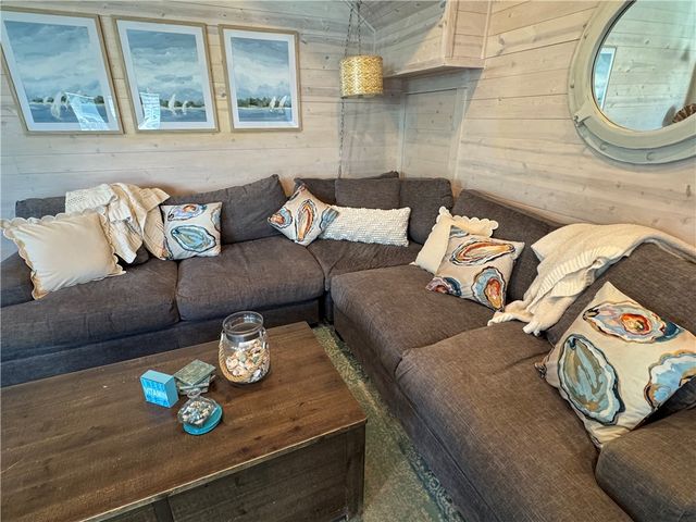 2821 S 11th St 104, Port Aransas, TX 78373