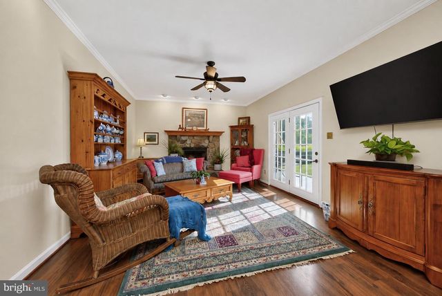 26 SENECA CT, Chester Springs, PA 19425