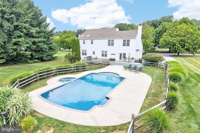 26 SENECA CT, Chester Springs, PA 19425