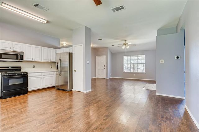 1804 Whirlwind TRL, Round Rock, TX 78664
