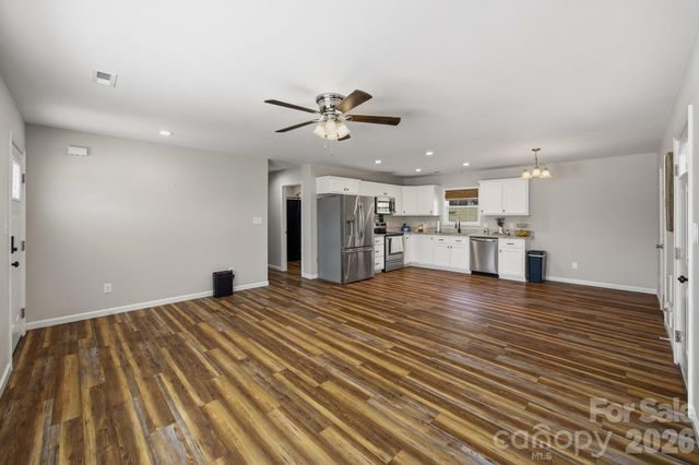 177 Duke Street, Granite Falls, NC 28630