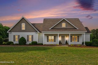 5530 Potters Clay Court, Rocky Mount, NC 27804