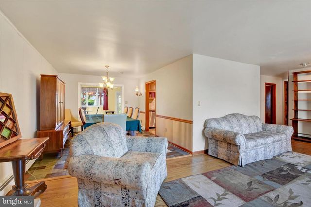 200 BEZOLD AVE, Westminster, MD 21157