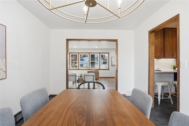 1718 Highland Avenue, Iowa City, IA 52240