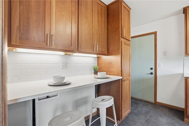 1718 Highland Avenue, Iowa City, IA 52240