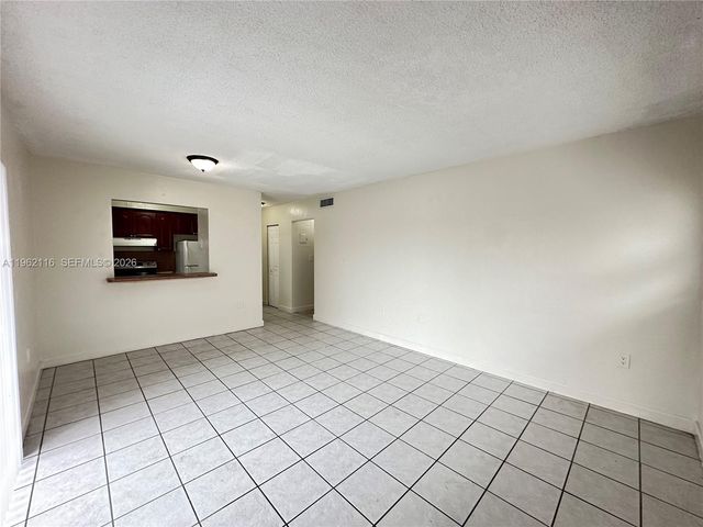 1008 NW 45th Ave 9, Miami, FL 33126