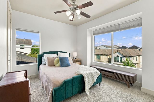 5715 Larkin Street A, Houston, TX 77007