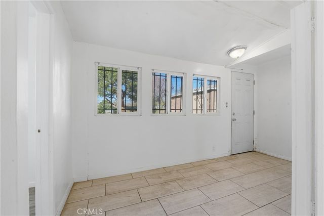 2147 S Towne, Pomona, CA 91766