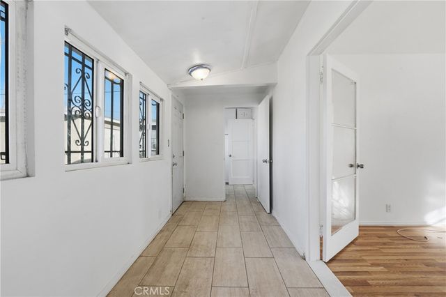 2147 S Towne, Pomona, CA 91766