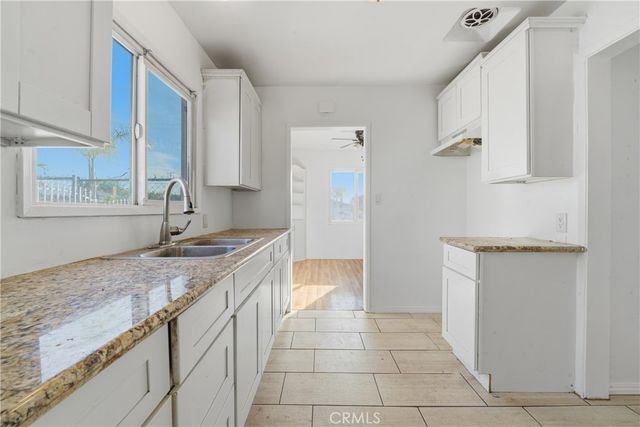 2147 S Towne, Pomona, CA 91766