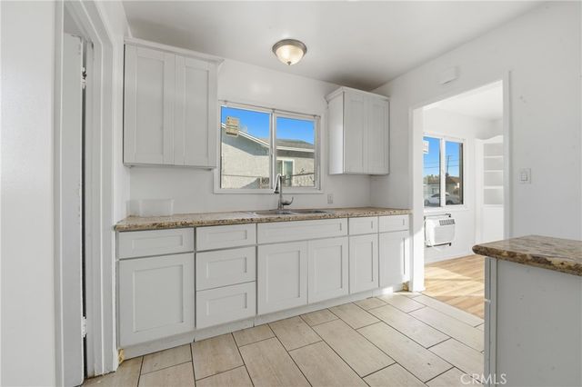 2147 S Towne, Pomona, CA 91766