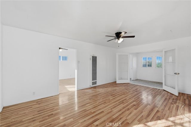 2147 S Towne, Pomona, CA 91766