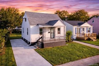 8269 Westminster Avenue, Warren, MI 48089