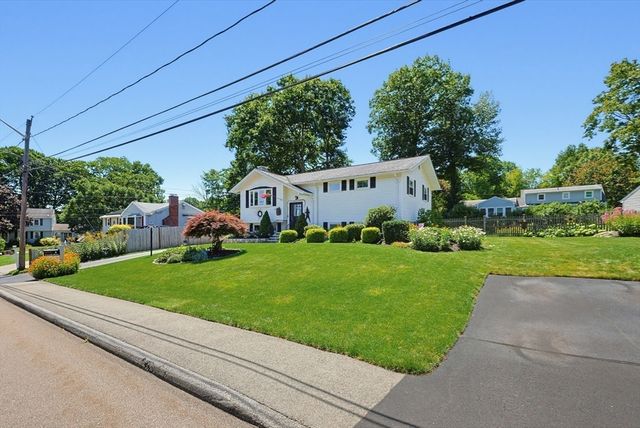 3 Cornell Drive, Milford, MA 01757