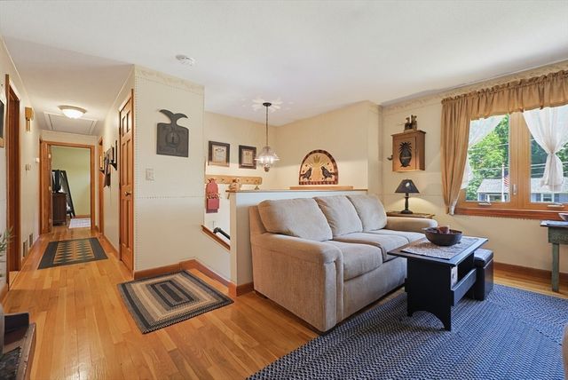 3 Cornell Drive, Milford, MA 01757