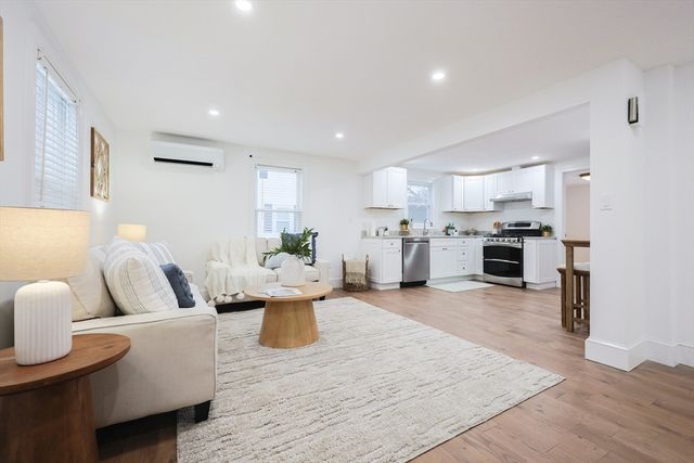 232 Pleasant St, Melrose, MA 02176