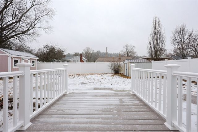 232 Pleasant St, Melrose, MA 02176