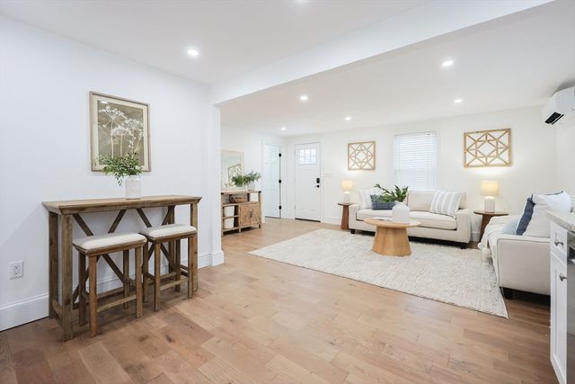 232 Pleasant St, Melrose, MA 02176