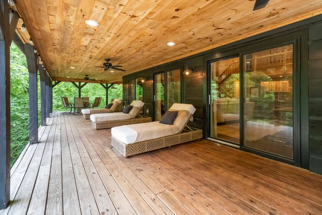 280 Timber Ridge Road, Nancy, KY 42544