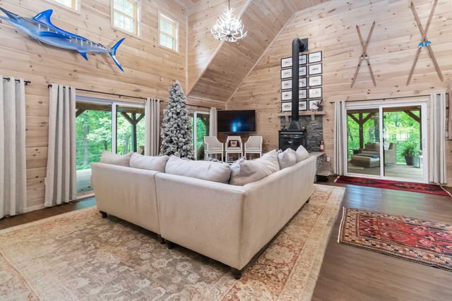280 Timber Ridge Road, Nancy, KY 42544
