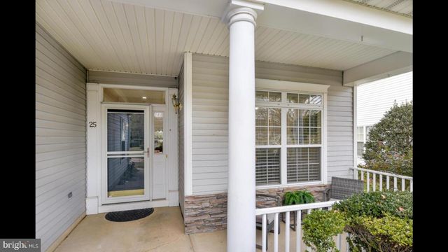 25 CARDINALFLOWER LN, West Windsor, NJ 08550