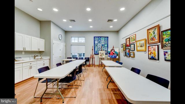 25 CARDINALFLOWER LN, West Windsor, NJ 08550