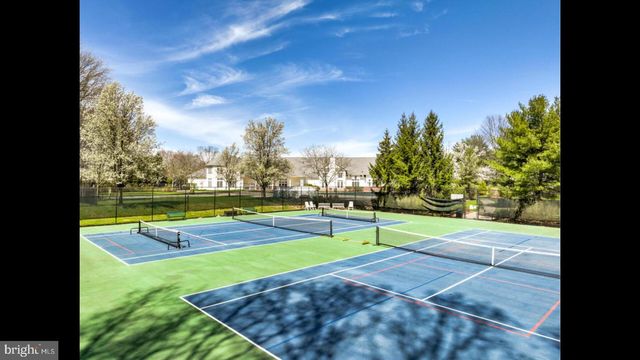 25 CARDINALFLOWER LN, West Windsor, NJ 08550