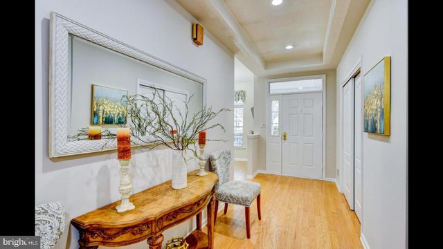 25 CARDINALFLOWER LN, West Windsor, NJ 08550