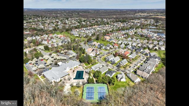 25 CARDINALFLOWER LN, West Windsor, NJ 08550