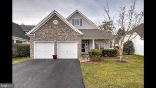 25 CARDINALFLOWER LN, West Windsor, NJ 08550