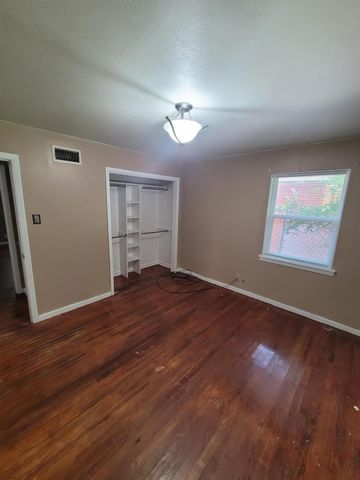 424 W Anita Street, Sherman, TX 75092