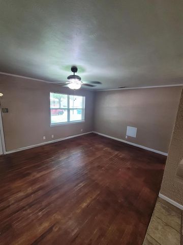 424 W Anita Street, Sherman, TX 75092