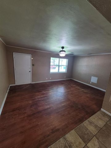 424 W Anita Street, Sherman, TX 75092