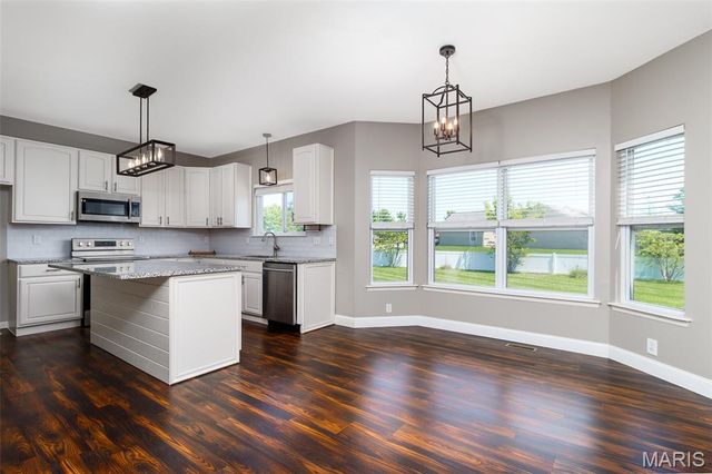 420 Van Buren Court, Wentzville, MO 63385