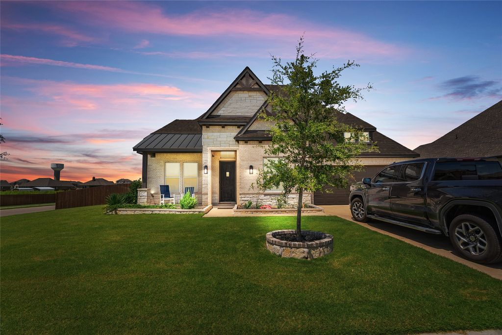 12601 Panther Creek Drive, Godley, TX 76044