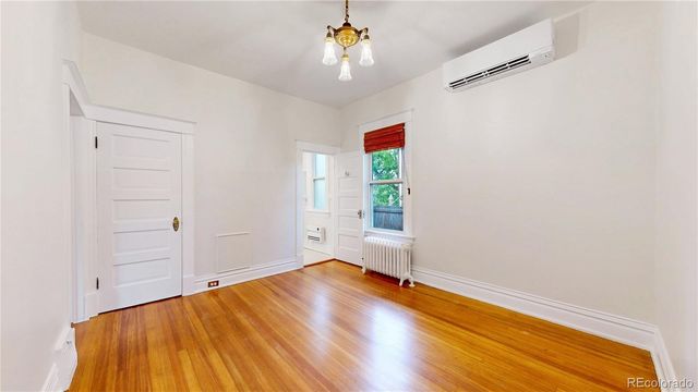 685 S Grant Street, Denver, CO 80209