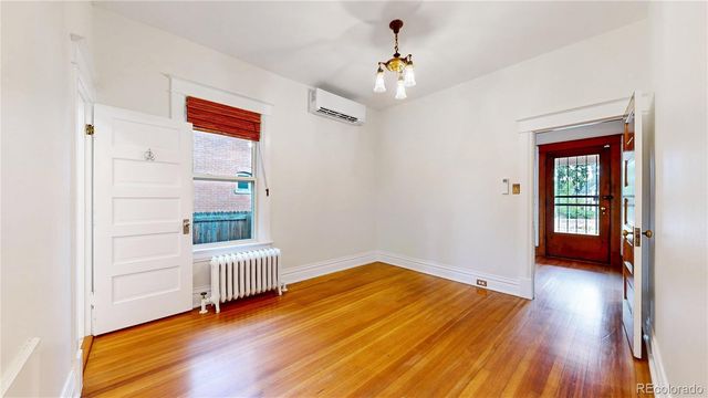 685 S Grant Street, Denver, CO 80209