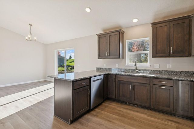 907 Harvest Drive SW, Lonsdale, MN 55046