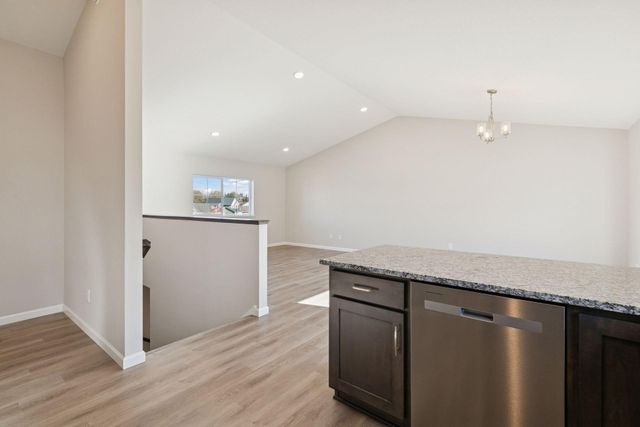 907 Harvest Drive SW, Lonsdale, MN 55046